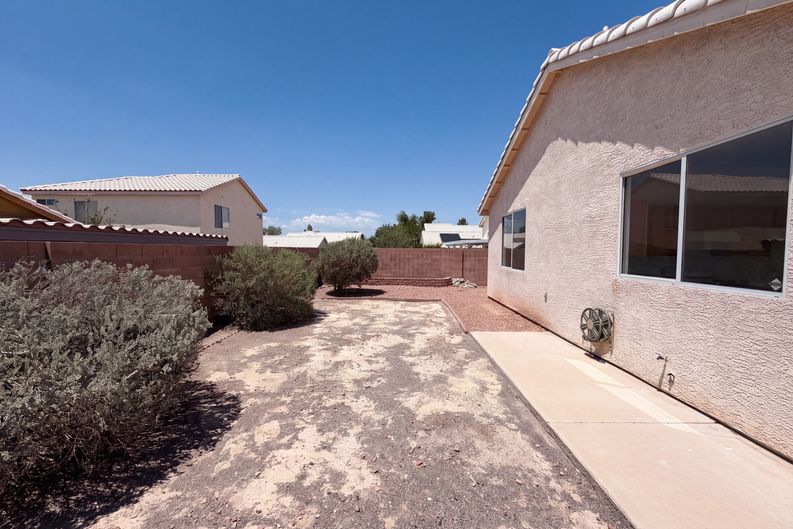 Photo 21 of 22 of 521 Quail Bird Pl, Henderson, NV
