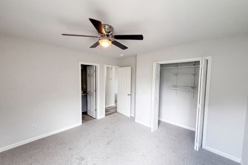 Photo 4 of 17 of 5809 Weddington Rd, Raleigh, NC
