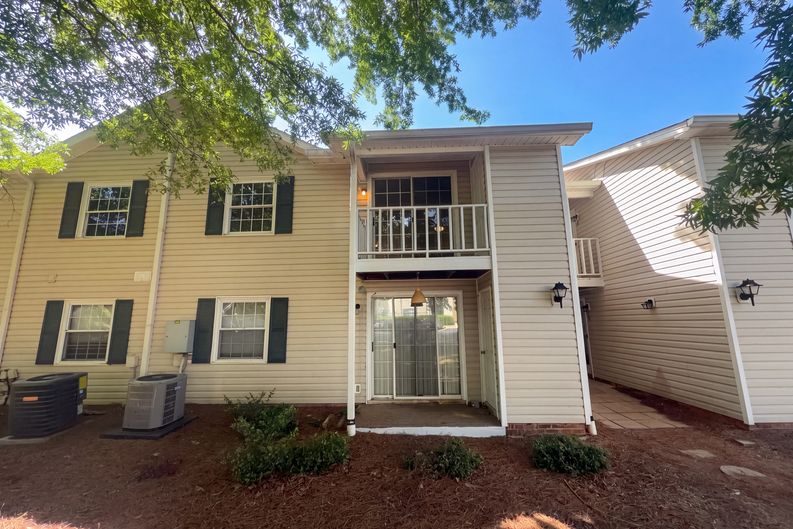 Photo 5 of 17 of 5655 Hornaday Rd, Greensboro, NC