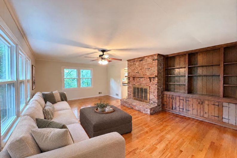 Photo 17 of 35 of 101 Wexford Way, Basking Ridge, NJ