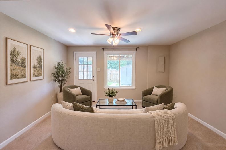 Photo 28 of 57 of 8769 Kanawha Ct, Lorton, VA