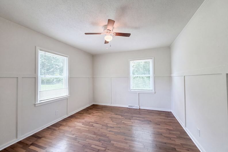 Photo 10 of 16 of 206 Lilly St, Cherryville, NC
