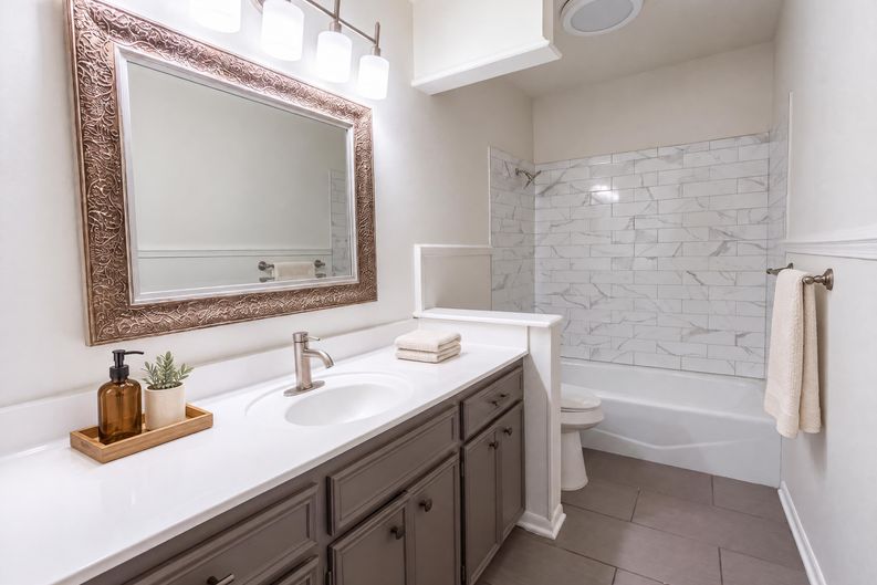 Photo 10 of 16 of 14553 Stone Creek Dr, Tyler, TX
