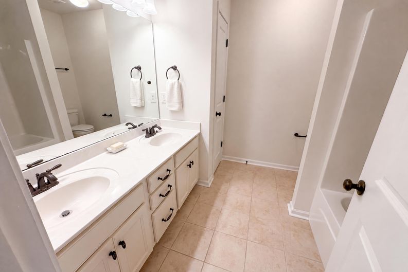 Photo 15 of 22 of 317 Whispering Breeze Ln, Summerville, SC