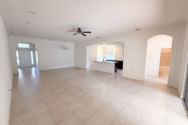 Photo 7 of 32 of 6435 Monserrat Dr, Vero Beach, FL