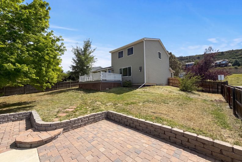 Photo 5 of 29 of 7190 Pine Hills Way, Littleton, CO