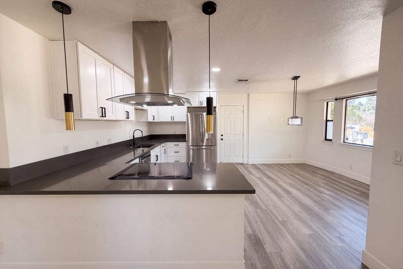 Photo 8 of 26 of 8266 Streng Ave, Citrus Heights, CA