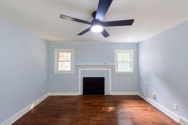 Photo 9 of 27 of 331 Burkewood Dr, Winston Salem, NC
