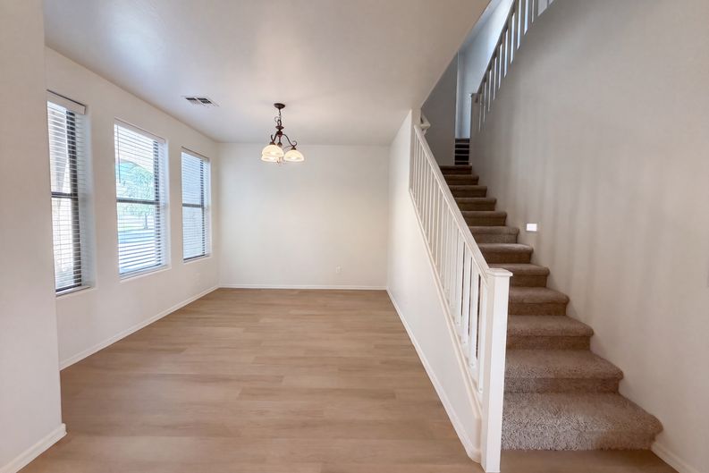 Photo 8 of 30 of 18405 N Stonegate Rd, Maricopa, AZ