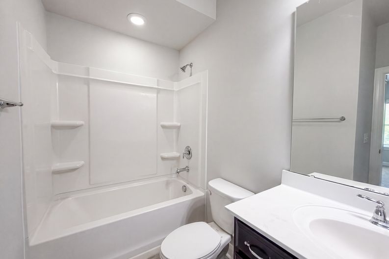 Photo 15 of 21 of 147 Monteray Oaks Cir, Fort Mill, SC