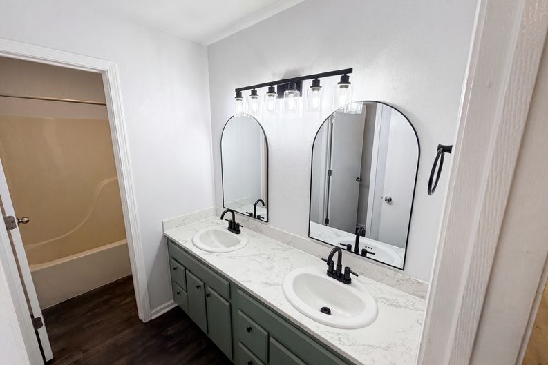 Photo 6 of 15 of 2242 N Alabama St, Indianapolis, IN