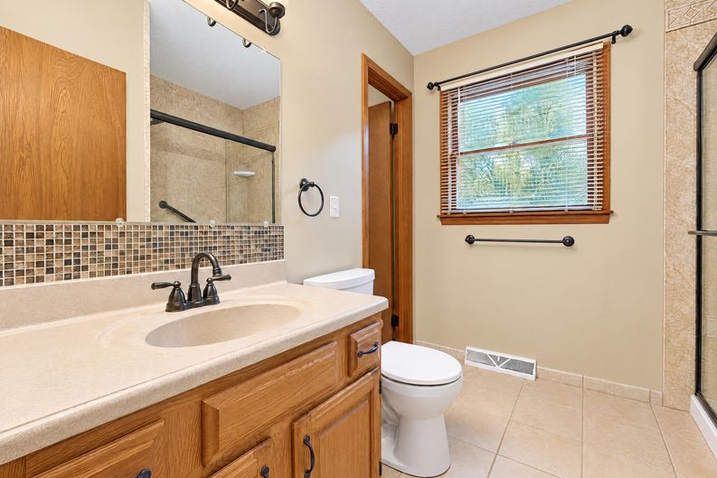 Photo 25 of 43 of 453 Carruthers Rd, Tallmadge, OH