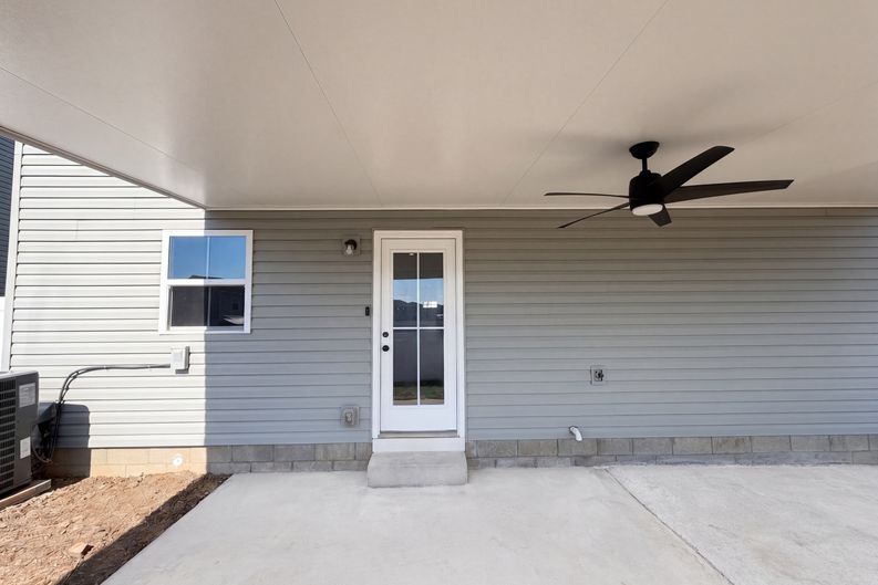 Photo 15 of 20 of 949 Blue Ash Way, Christiana, TN