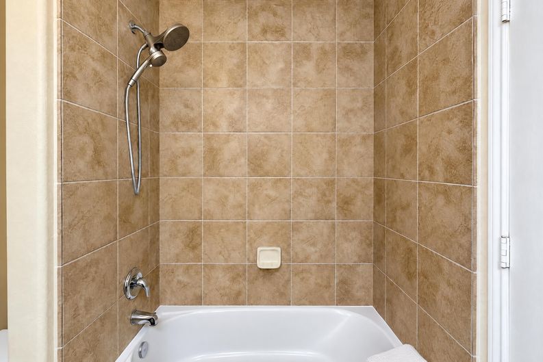 Photo 20 of 26 of 6516 Stoney Creek Dr, Pasadena, TX
