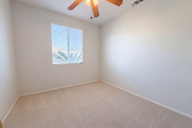 Photo 4 of 19 of 16960 Tack Ln, Moreno Valley, CA