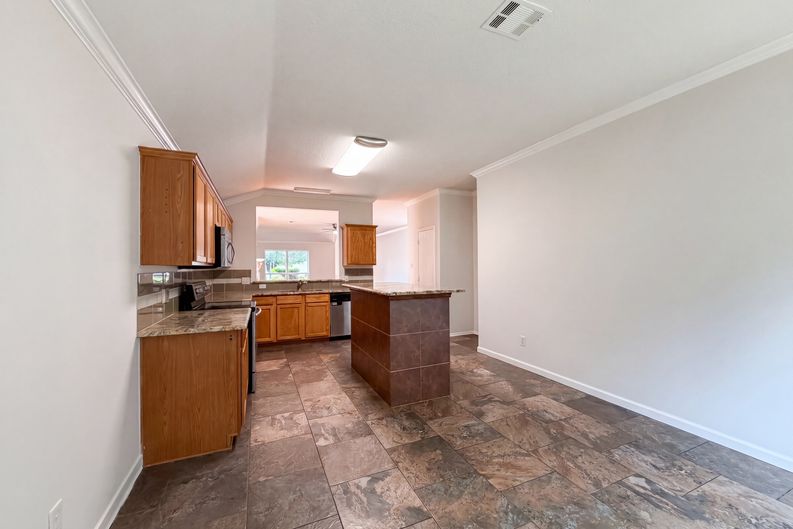 Photo 7 of 19 of 2324 Glenhaven Dr, McKinney, TX