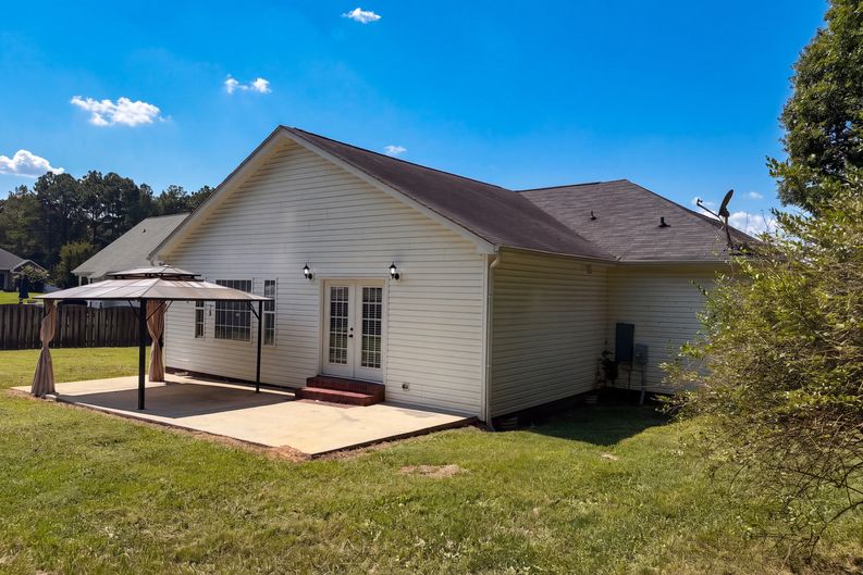 Photo 5 of 41 of 133 Polaris Dr, Wingate, NC