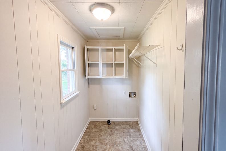 Photo 15 of 19 of 112 Sherard Ave, Ninety Six, SC