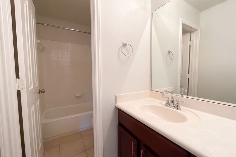 Photo 18 of 68 of 1014 Bretton Woods Dr, Cedar Park, TX