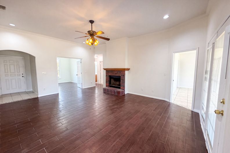 Photo 14 of 19 of 507 Abu Bakar Dr, Killeen, TX