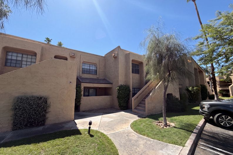 Photo 16 of 18 of 5300 E Waverly Dr, Palm Springs, CA