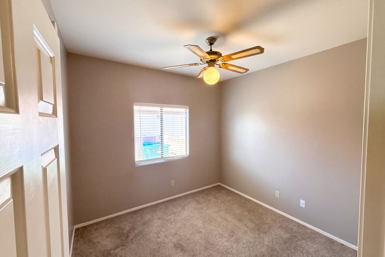 Photo 9 of 16 of 7086 N Avenida Adella, Tucson, AZ