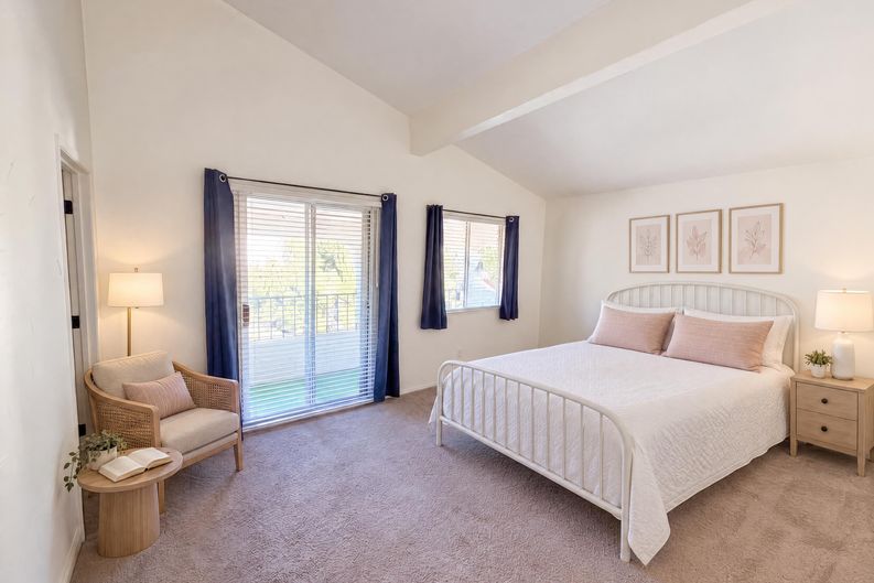 Photo 13 of 21 of 7318 Villa Del Sol Ln, Citrus Heights, CA