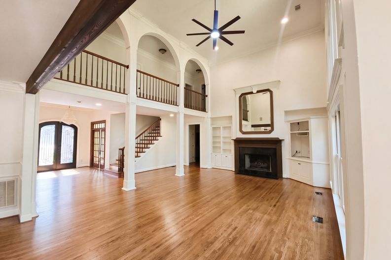 Photo 11 of 45 of 5064 Greystone Way, Hoover, AL