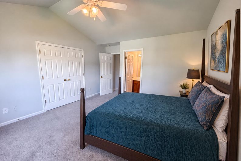 Photo 4 of 45 of 615 Graythorn Ln, Greenville, SC