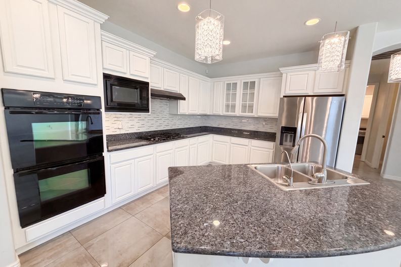 Photo 6 of 35 of 550 S Emerson St, Chandler, AZ