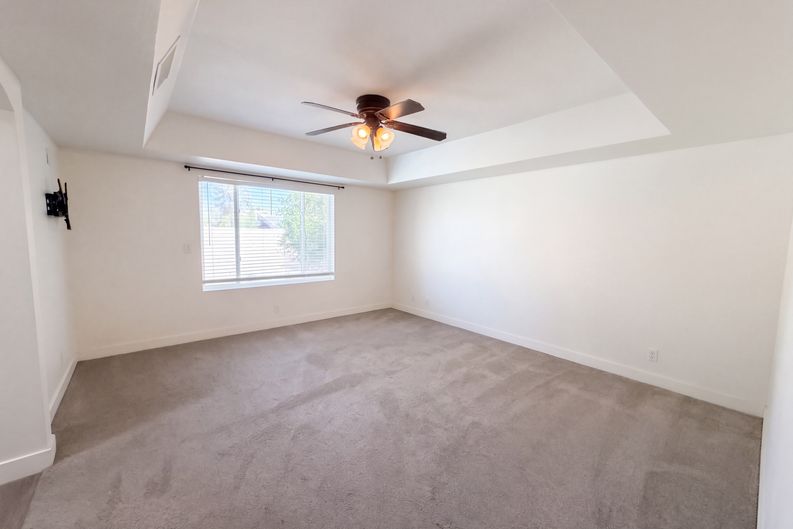 Photo 4 of 40 of 200 E Barbarita Ave, Gilbert, AZ