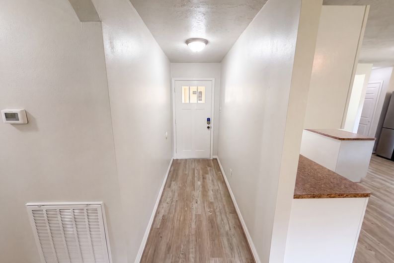 Photo 6 of 19 of 17014 Fid Ct, Crosby, TX