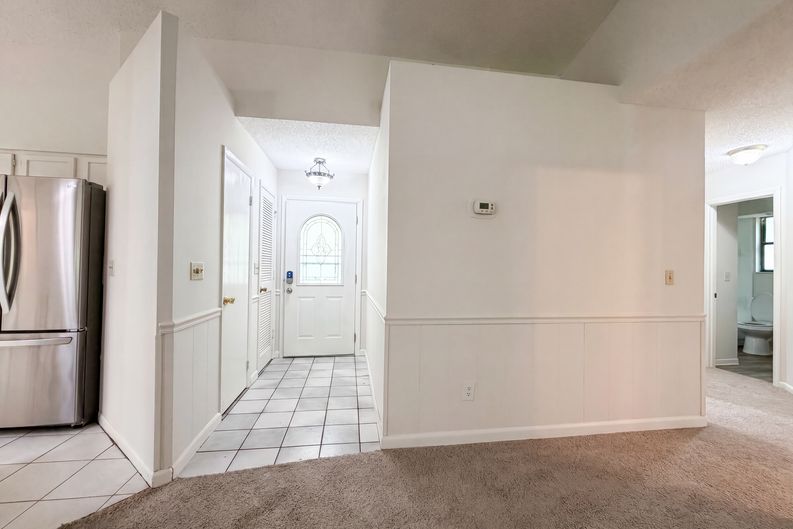 Photo 16 of 23 of 7737 Pepper Cir E, Jacksonville, FL