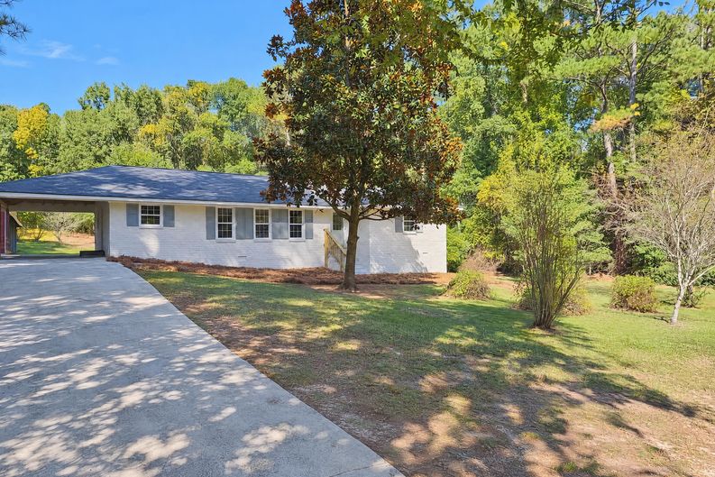 Photo 25 of 28 of 1105 Old Loganville Rd, Loganville, GA