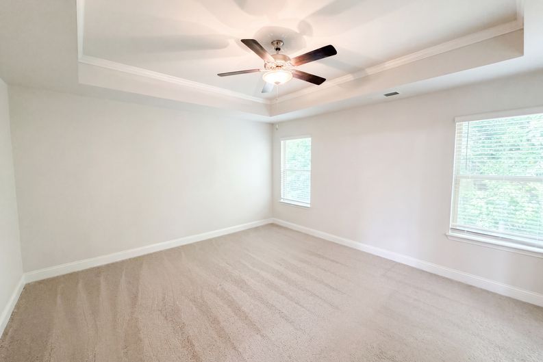 Photo 4 of 27 of 11916 Lovejoy Crossing Pl, Lovejoy, GA