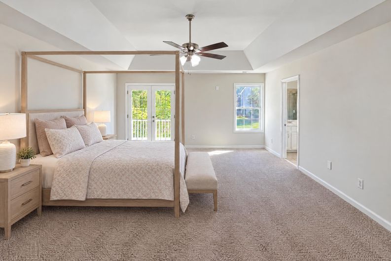 Photo 4 of 36 of 1029 Forbishire Dr, Matthews, NC