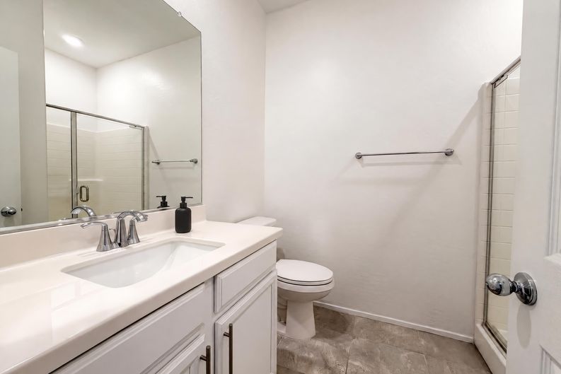 Photo 6 of 19 of 8457 Insignia Ave, Las Vegas, NV