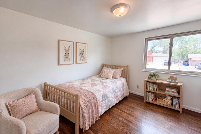 Photo 15 of 28 of 885 W 7th Avenue Dr, Broomfield, CO