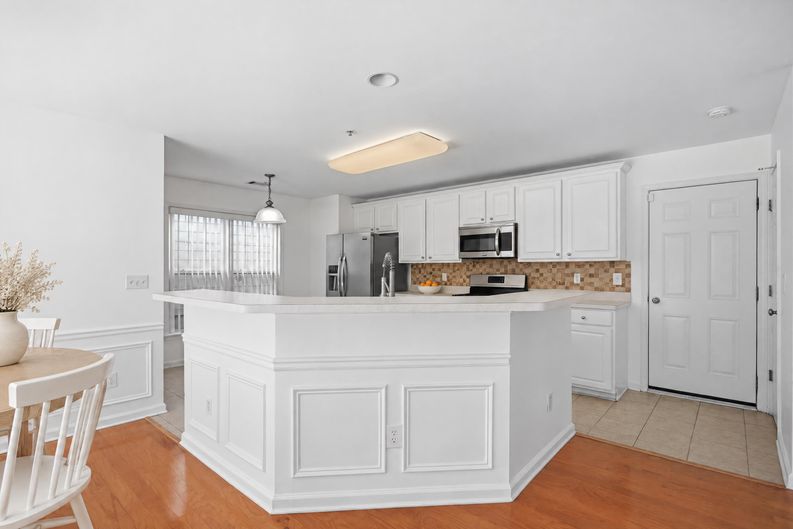 Photo 11 of 29 of 313 Balaban Cir, Woodstock, GA