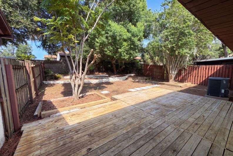 Photo 20 of 26 of 190 Pine Knoll Ct, Casselberry, FL