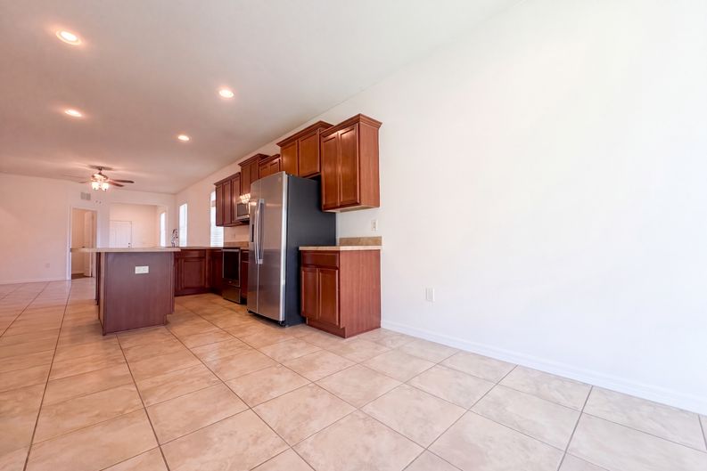 Photo 38 of 47 of 1416 Hickory View Cir, Parrish, FL
