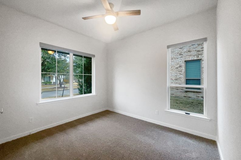Photo 13 of 17 of 1034 Kennedy Dr, Allen, TX
