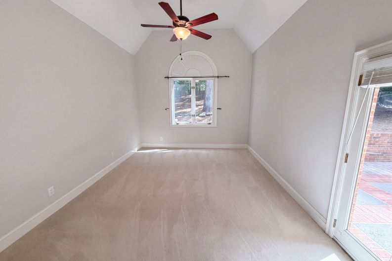 Photo 13 of 29 of 3711 Surry Ridge Ct, Charlotte, NC