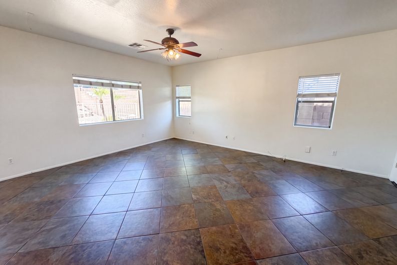 Photo 23 of 36 of 17268 W Elaine Dr, Goodyear, AZ