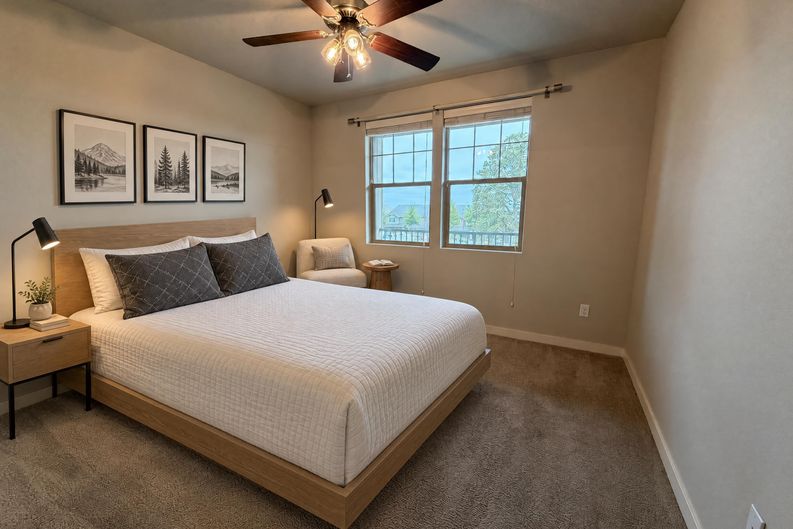 Photo 11 of 18 of 16417 NW Chadwick Way, Portland, OR