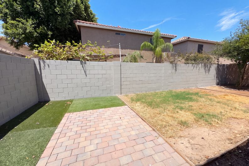 Photo 21 of 23 of 800 S Bedford Dr, Chandler, AZ