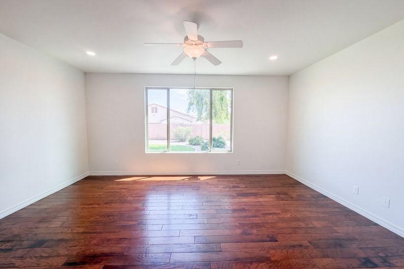 Photo 9 of 27 of 11 W Canyon Way, Chandler, AZ