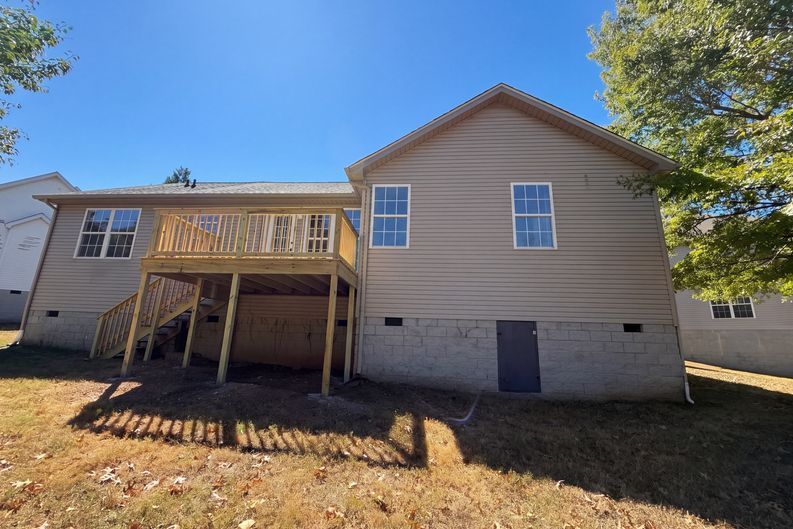 Photo 5 of 21 of 6140 Steve Scarlett Pl, La Vergne, TN