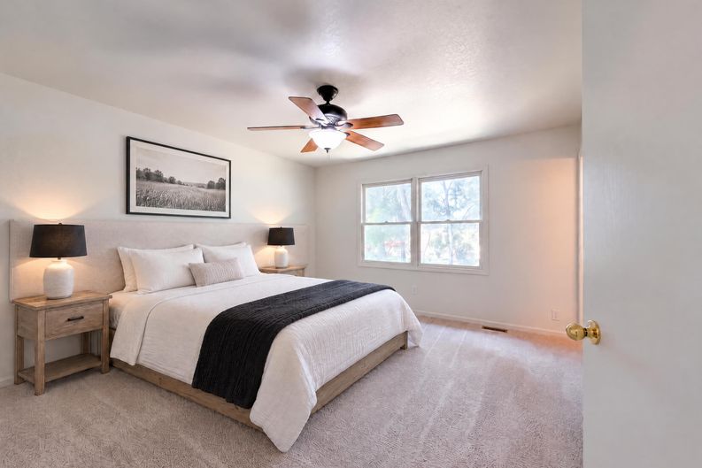 Photo 4 of 39 of 2924 Bow Line Pl, Longmont, CO