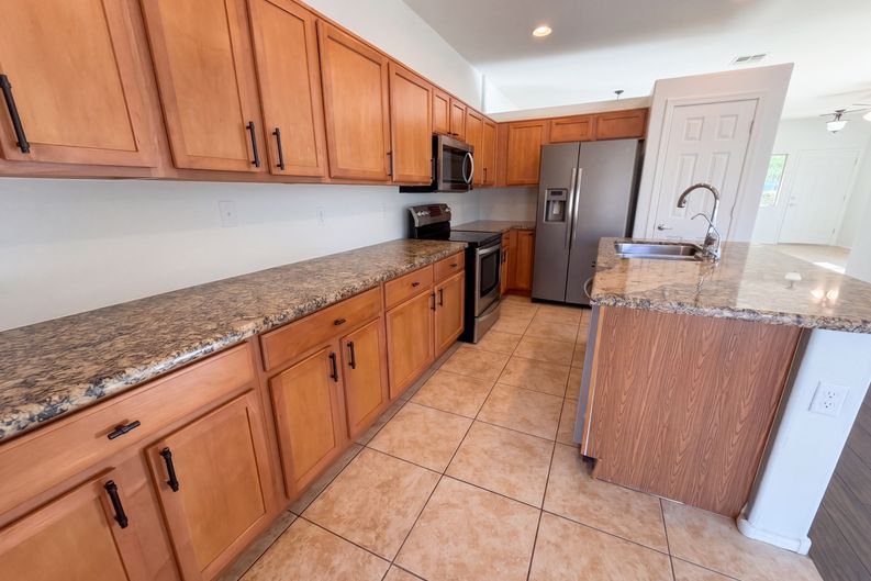 Photo 8 of 41 of 25852 W Lynne Ln, Buckeye, AZ